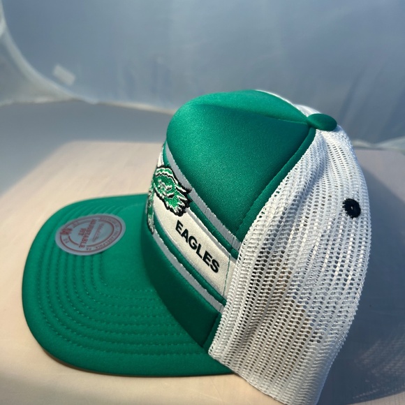 Mitchell & Ness NFL Philadelphia Eagles Snapback Trucker Cap NWT - Picture 3 of 5